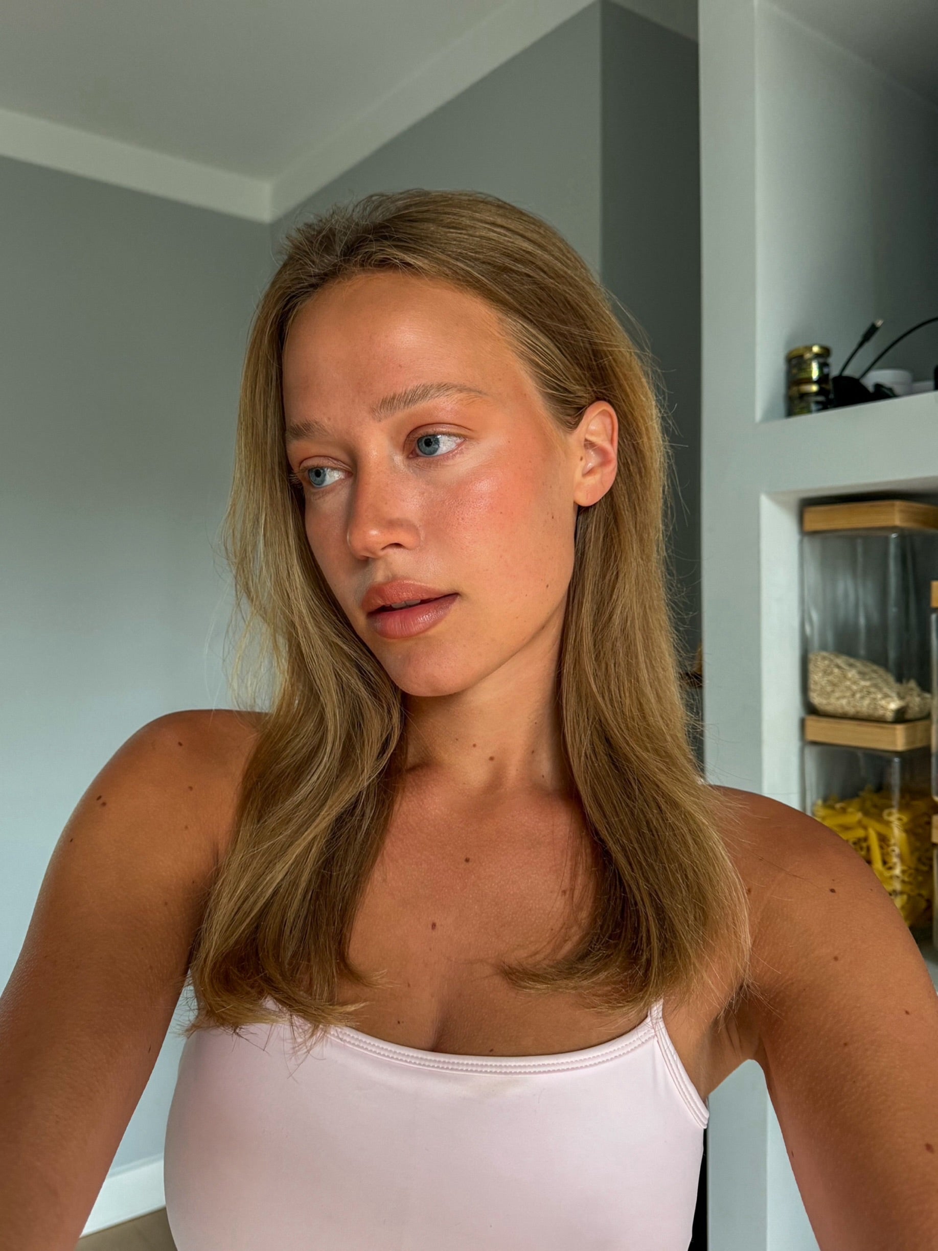 Isabel's skin GLOW ROUTINE